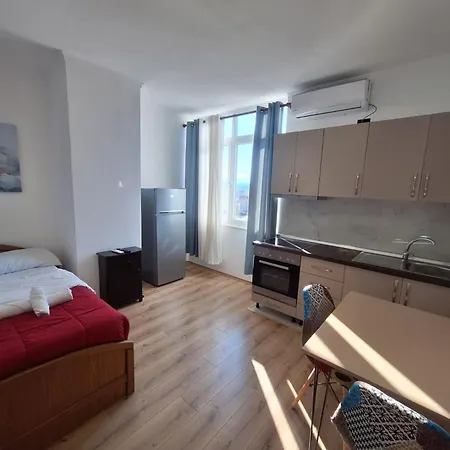 Albania Comfort Near Center *