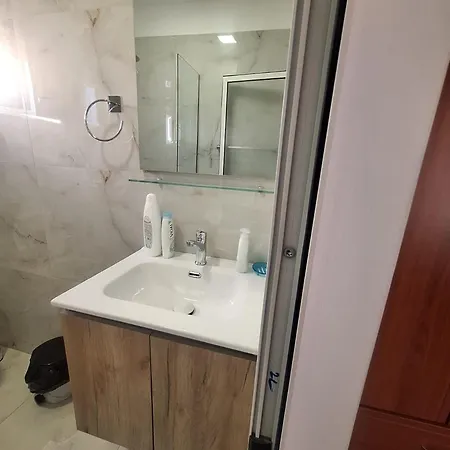 Apartment Albania Comfort Near Center *