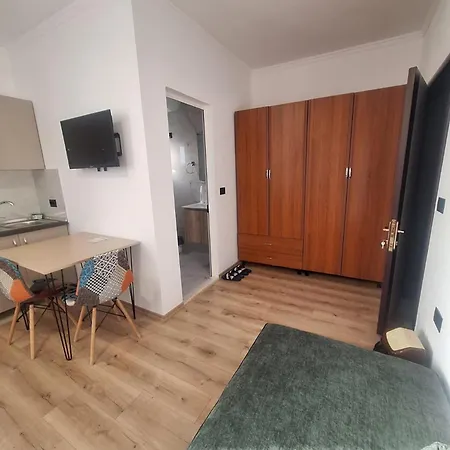 Apartament Albania Comfort Near Center *