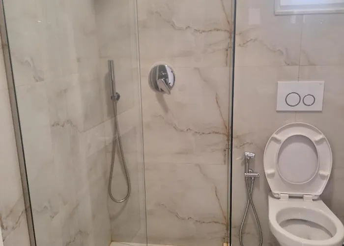 Albania Comfort Near Center